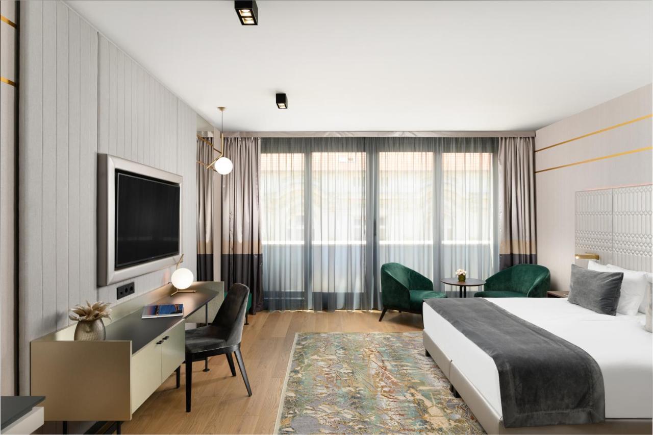 Emerald Downtown Luxury Suites By Continental Group Budapest Exterior foto
