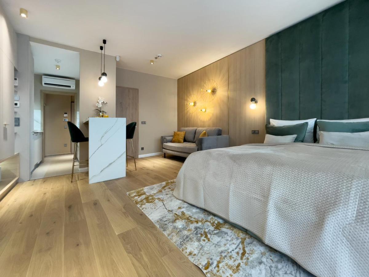 Emerald Downtown Luxury Suites By Continental Group Budapest Exterior foto