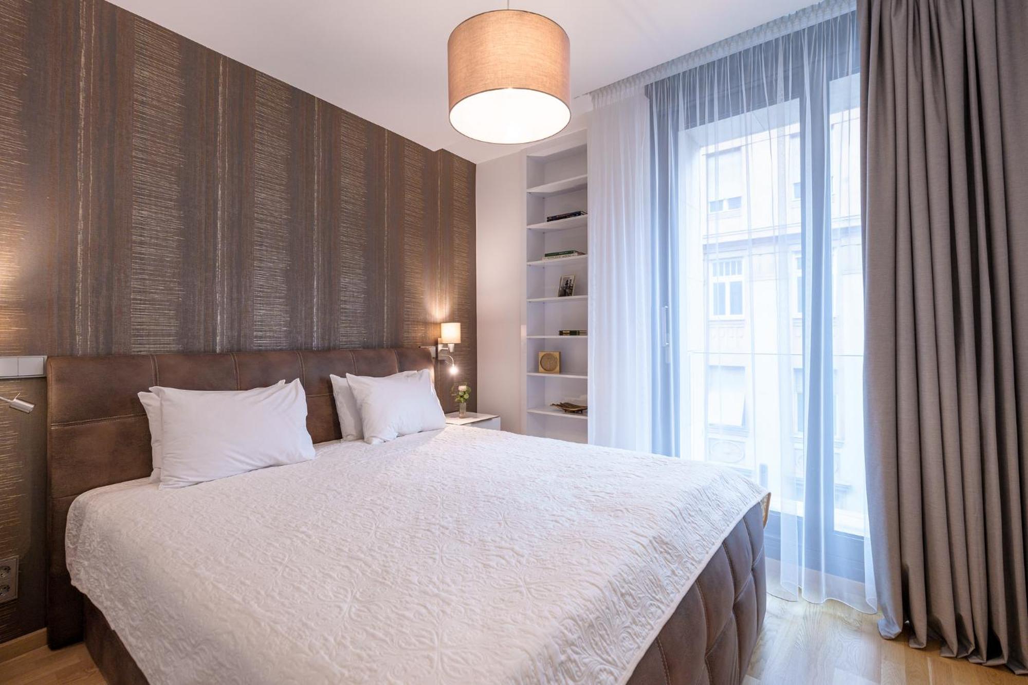 Emerald Downtown Luxury Suites By Continental Group Budapest Exterior foto
